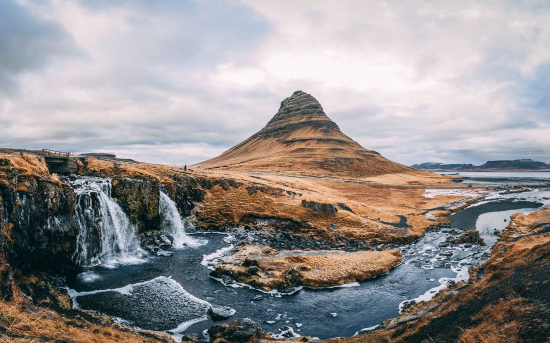 8 Day Around Iceland Winter Minibus Tour